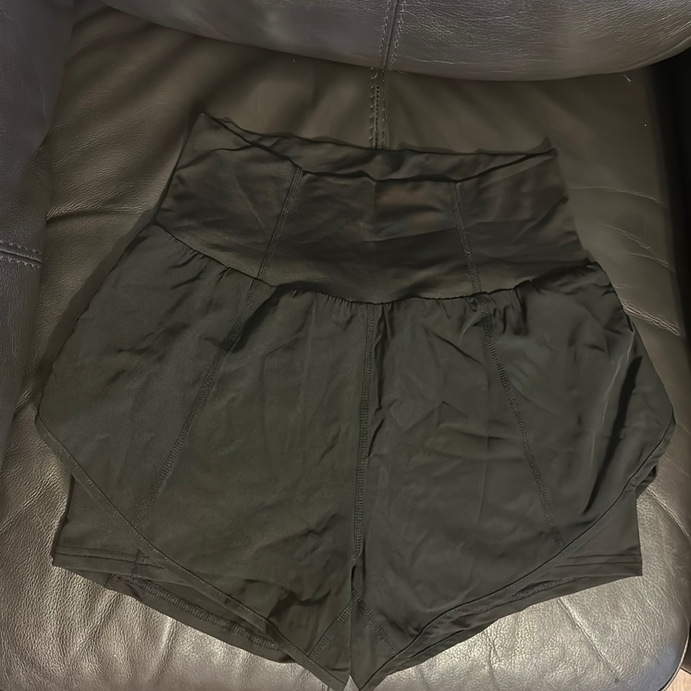 Halara large shorts